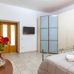 Centro Dm Apartment Neapel